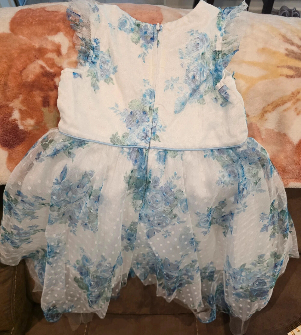 Flower Dress - Picture 2 of 4